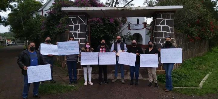 De brazos caídos, trabajadores indigenistas