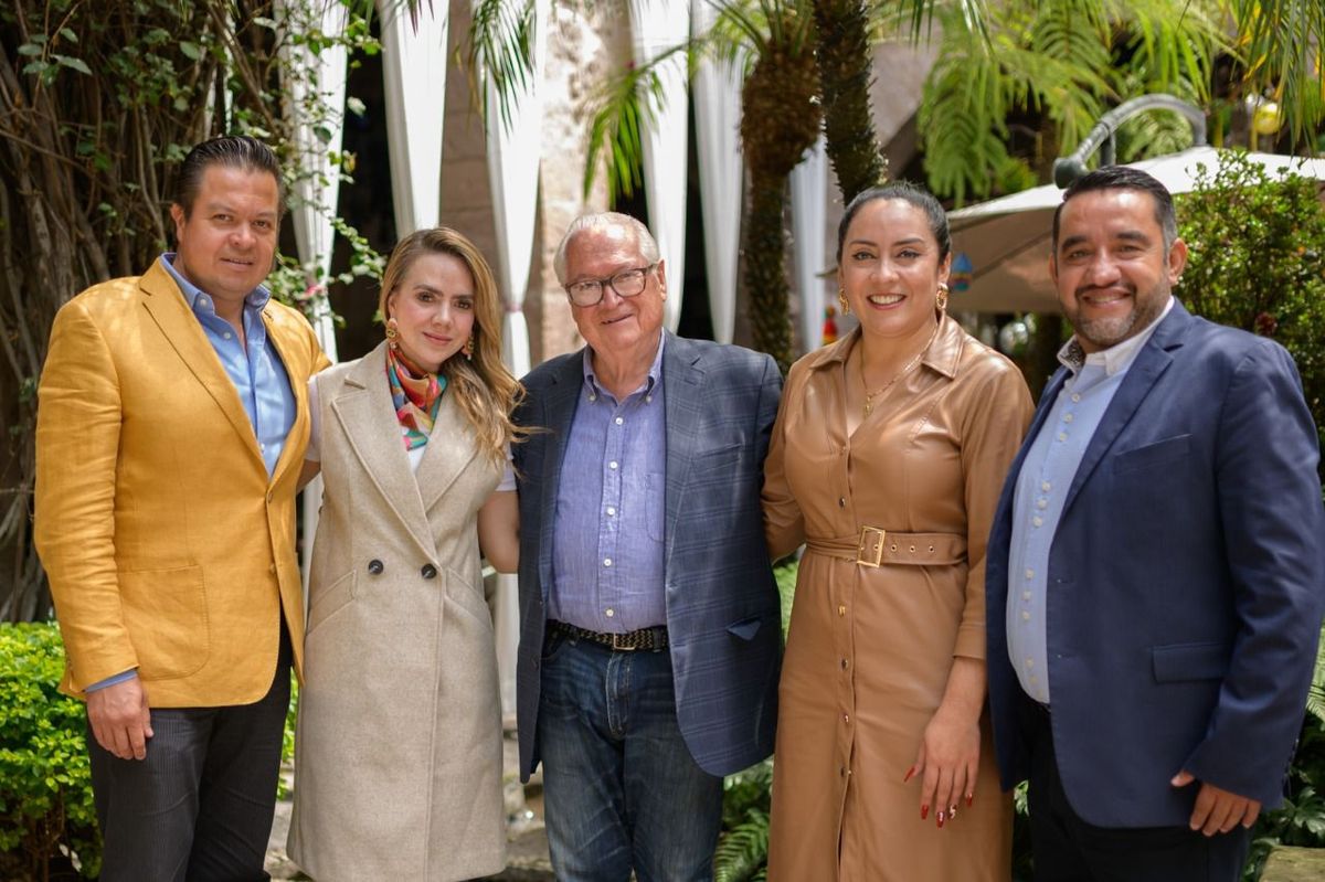Diputada Samanta Flores hace realidad condecoración "Mérito al turismo michoacano"