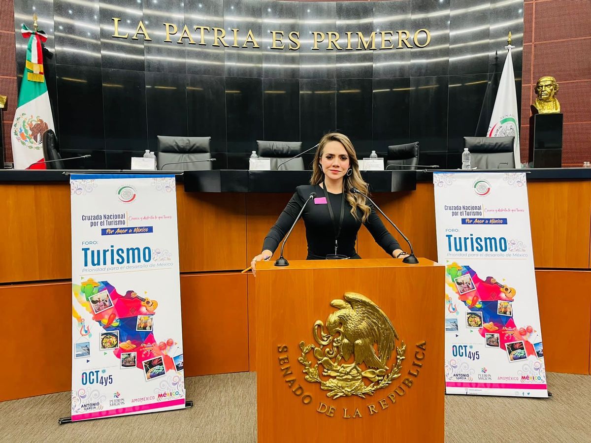 Samanta Flores, presente en "La Cruzada Nacional por el Turismo"