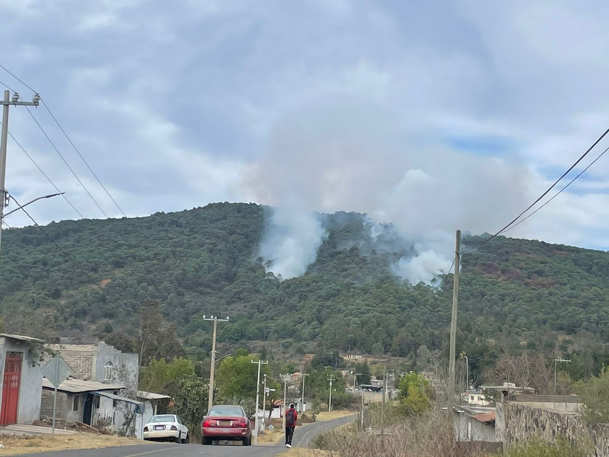 Se incendia cerro en Cucuchucho