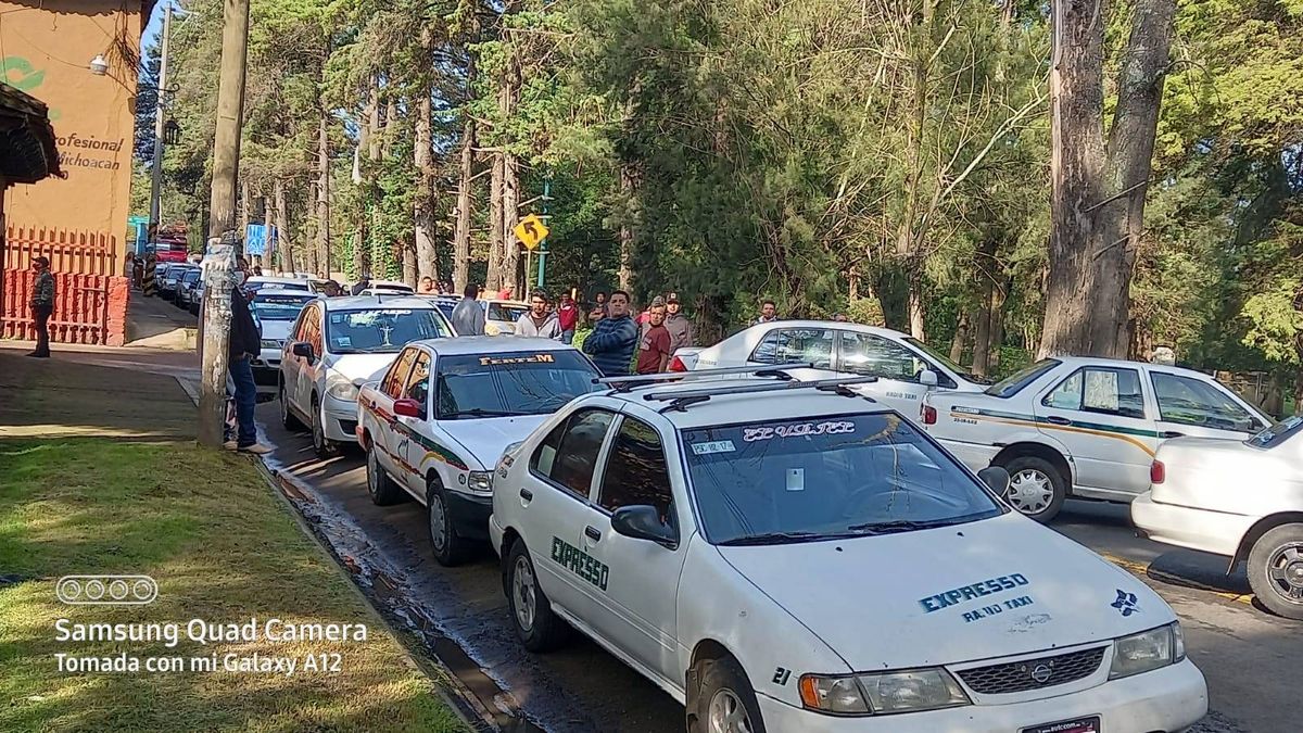 Podría haber cierre de calles esta semana en Pátzcuaro por taxistas