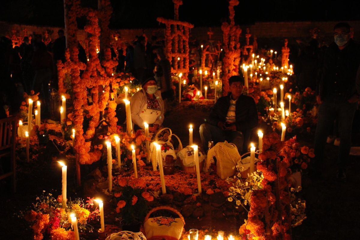 Noche de Muertos sigue posicionando a Michoacán