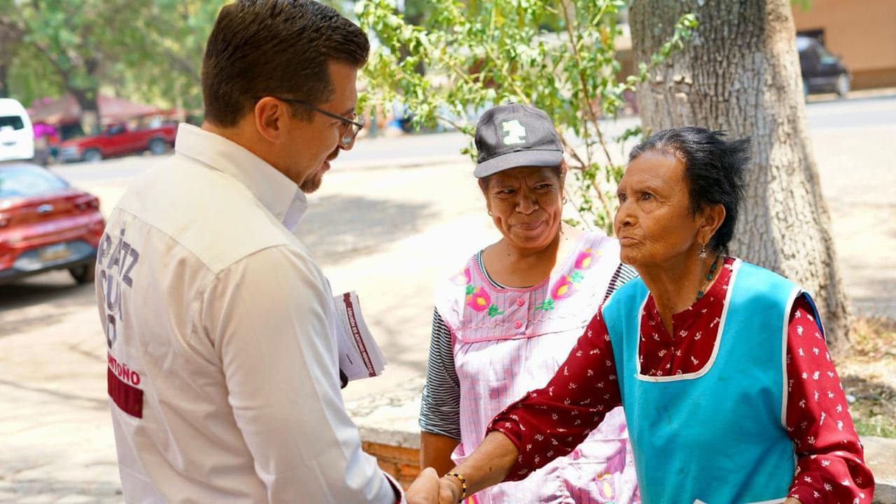 Toño Mendoza, recorre municipios del Distrito de Pátzcuaro