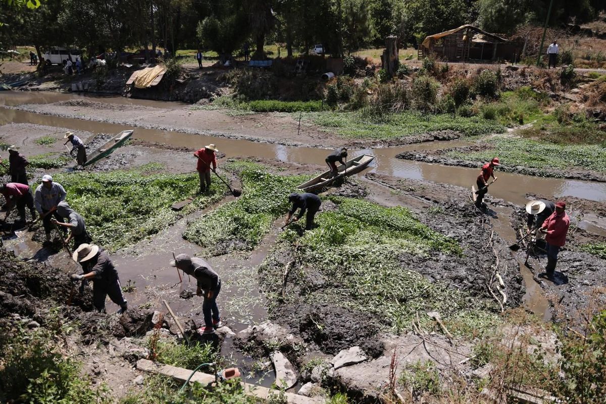 Iniciará intervención de 75 manantiales por el rescate del lago de Pátzcuaro