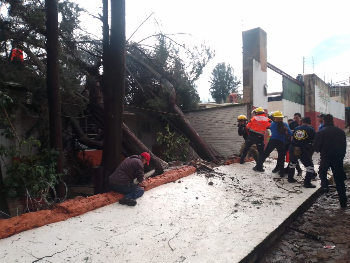 En daños materiales la lluvia del viernes en Pátzcuaro