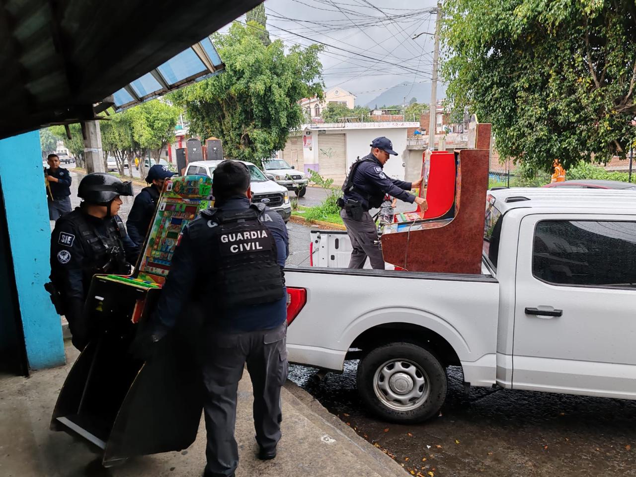 Aseguran máquinas tragamonedas en Uruapan