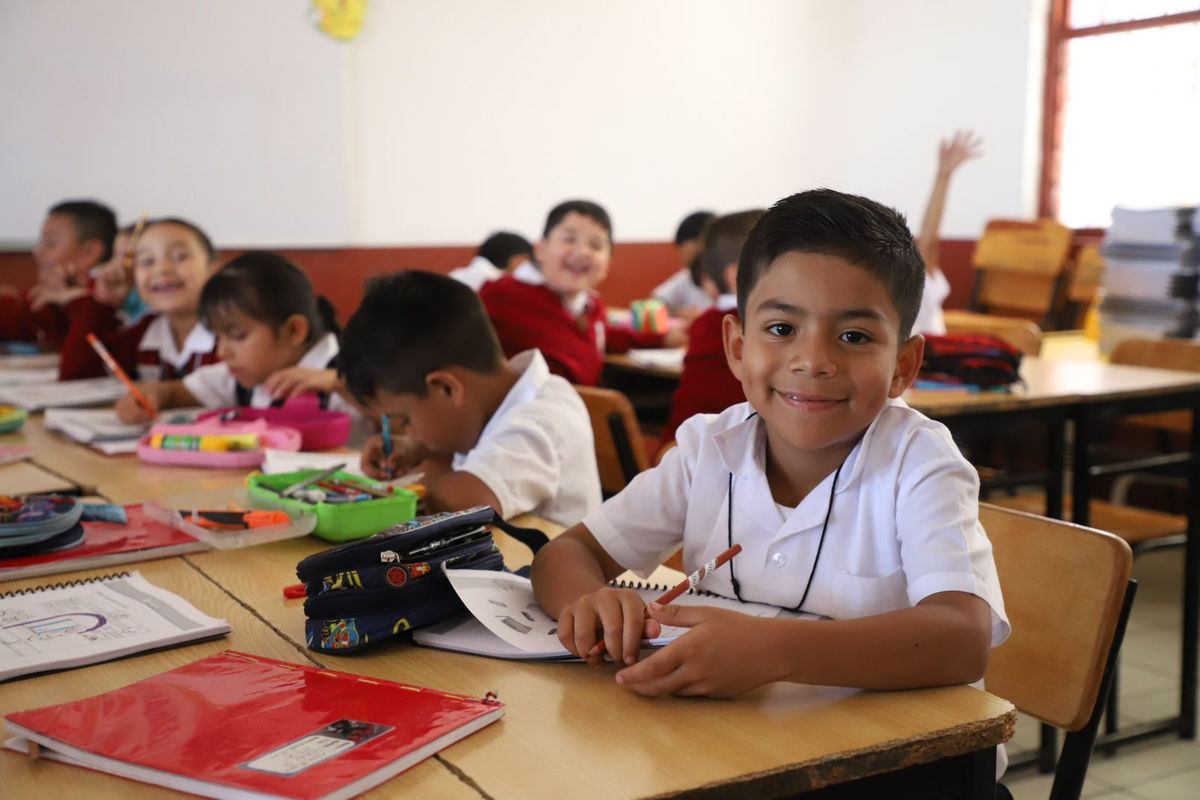 Este lunes regresan a las aulas más de 959 mil alumnos