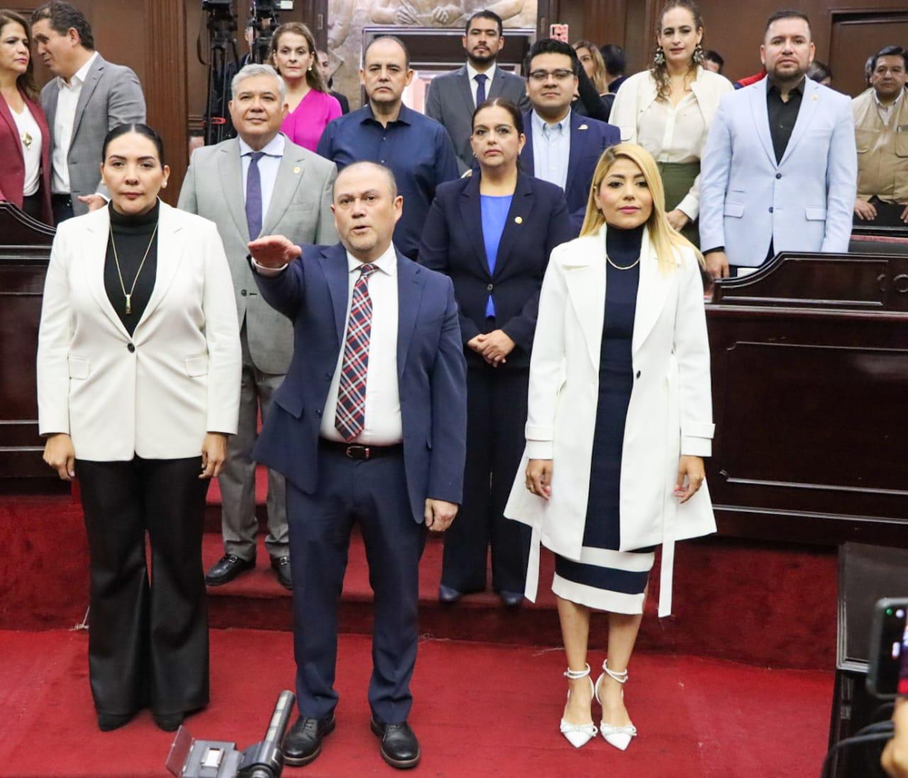 Toma protesta Marco Antonio Bravo como Auditor Superior de Michoacán
