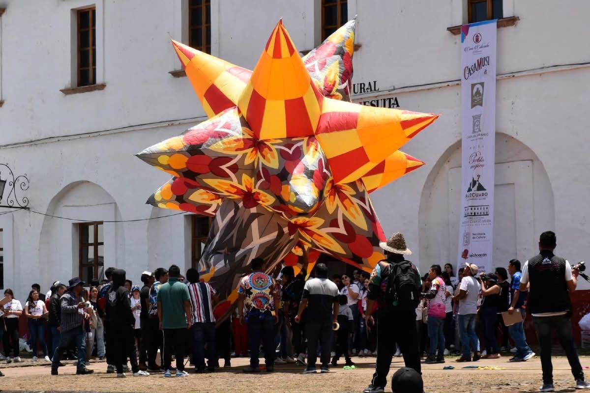 Cuenta regresiva para el vuelo mágico del Cantoya Fest en Pátzcuaro