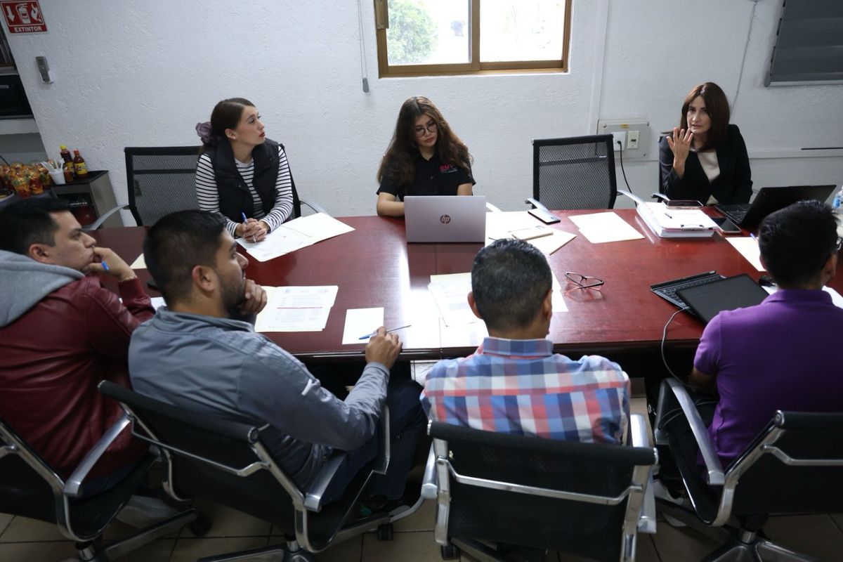 El IEM capacita a integrantes de Movimiento Ciudadano
en paridad y bloques de competitividad