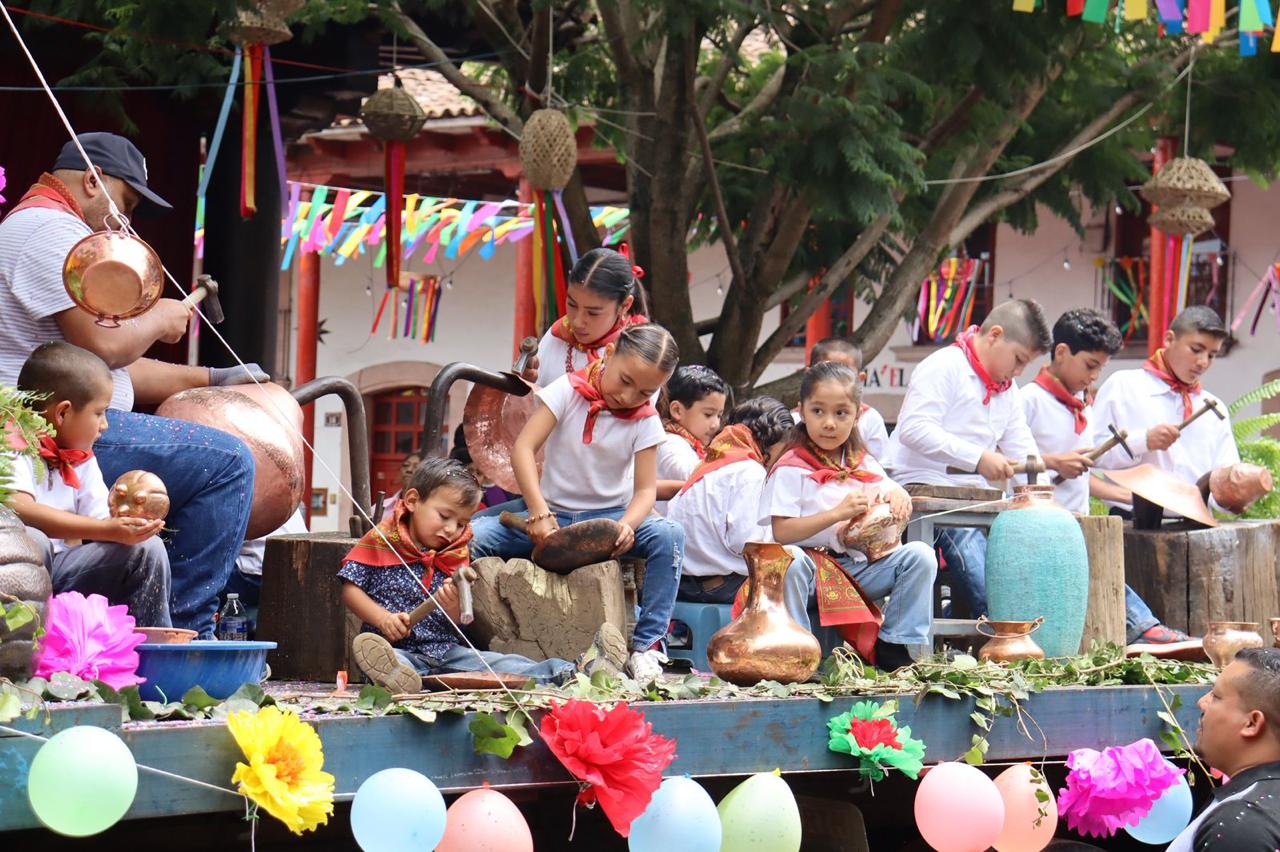 Comienza la magia de Santa Clara con su Feria Nacional del Cobre