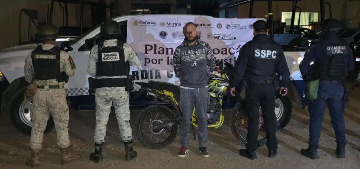 Guardia Civil detiene a un hombre con moto robada