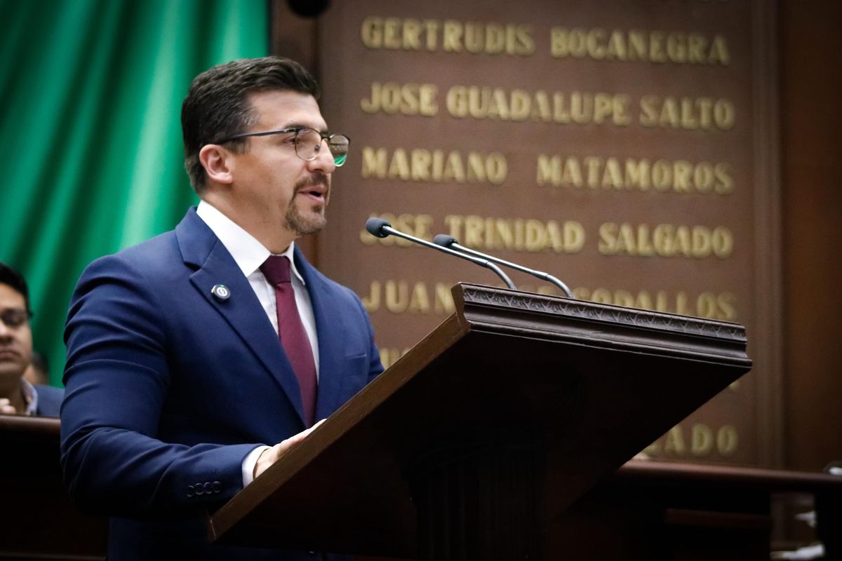 Toño Mendoza, impulsa reforma penal para evitar el hostigamiento