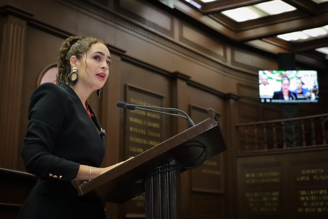 Sandra Arreola presenta iniciativa para garantizar intérpretes de Lengua de Señas en los Servicios de Salud de Michoacán