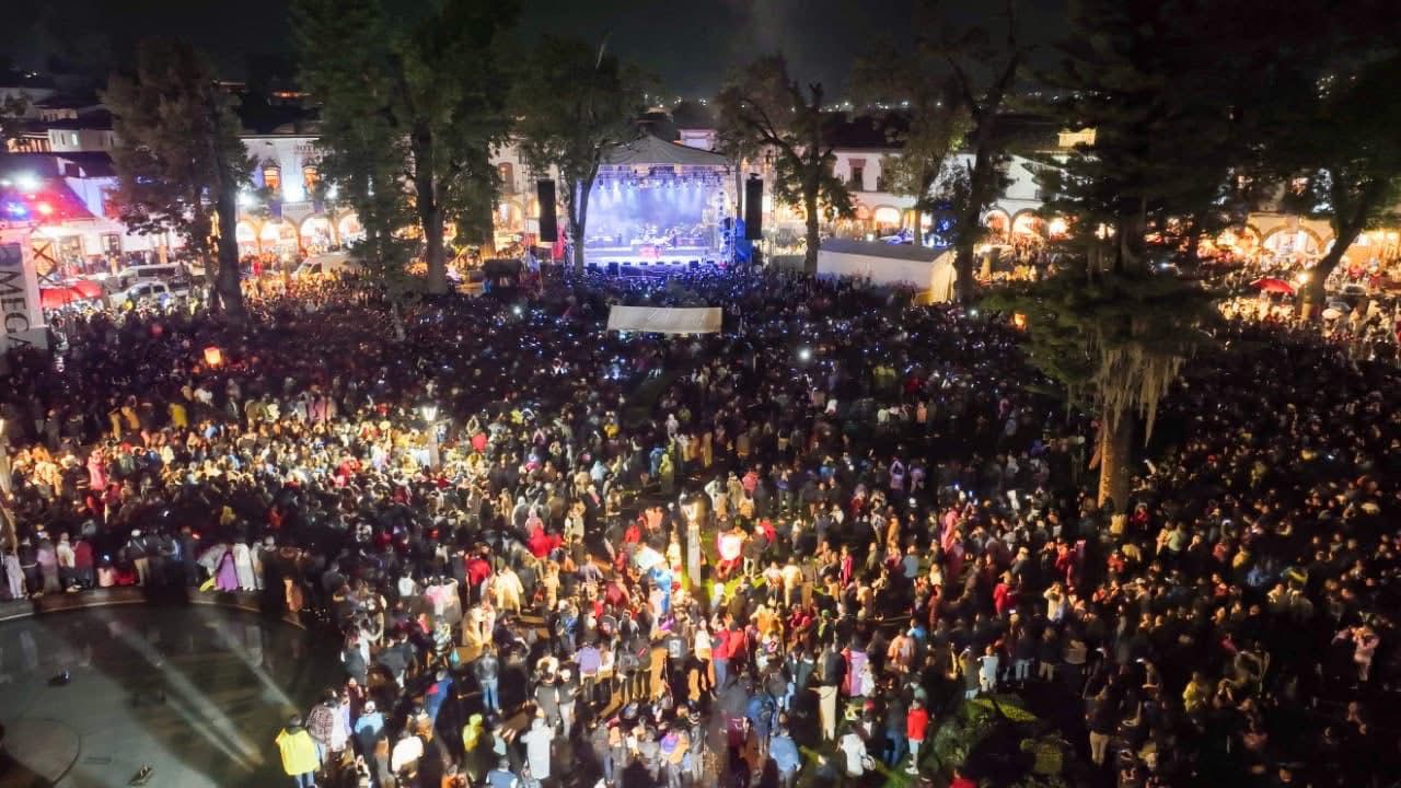 Moenia iluminará la noche de clausura del Cantoya Fest Pátzcuaro 2026