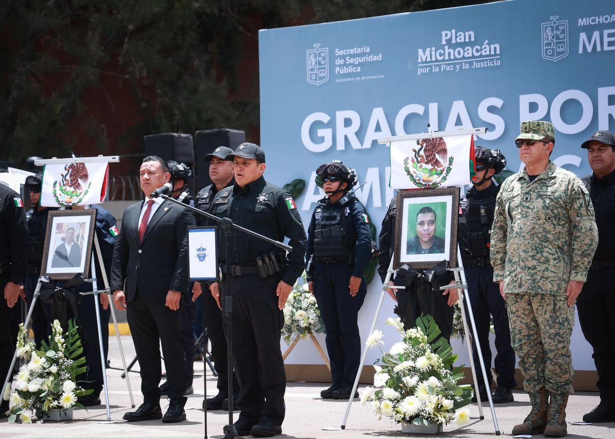SSP rinde homenaje póstumo a 5 elementos de la Guardia Civil caídos en cumplimiento de su deber