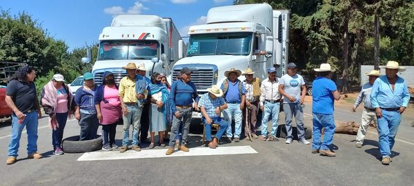 Día de tomas en Michoacán por el CSIM