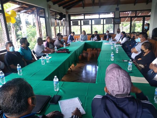 Comenzaron las reuniones para Noche de Ánimas en la región.