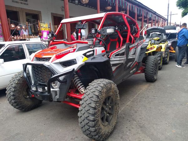 Domingo extremo en Santa Clara del Cobre