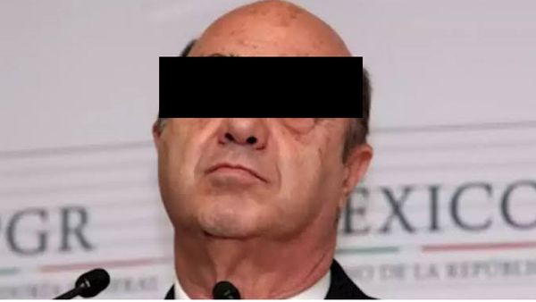 Detienen a Ex Fiscal General de la República por caso Ayotzinapa