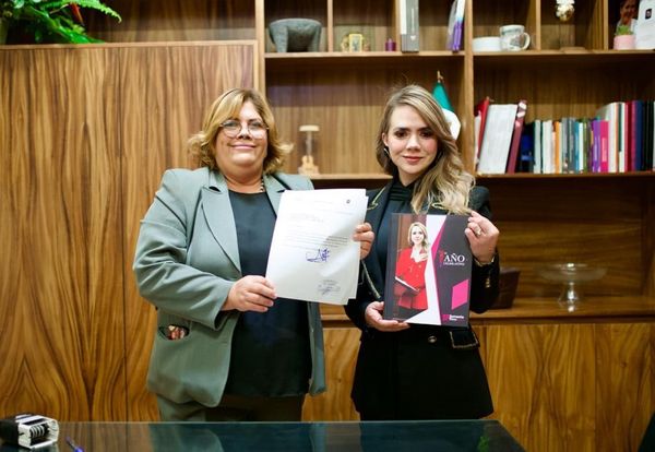 Samanta Flores, entrega primer informe de actividades legislativas