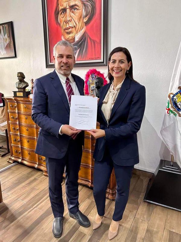 Gabriela Molina Aguilar es nombrada Secretaria de Educación