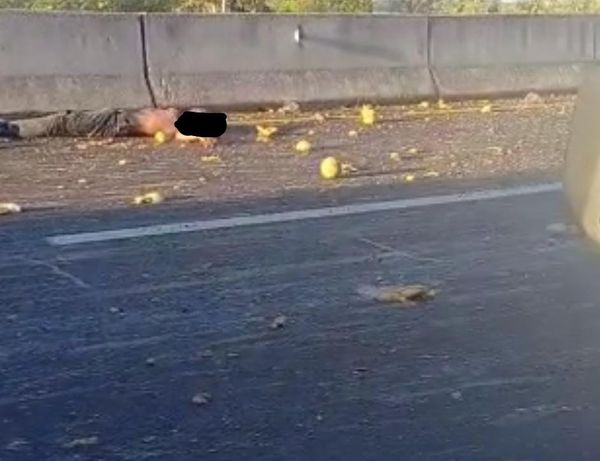 Volcadura con fallecidos en Cuatro Caminos