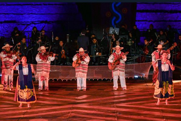 Filarmónica del Tzintzuni y pirekuas, juntas en la K’uínchekua 2023