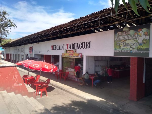 En el olvido el Mercado Tariacuri