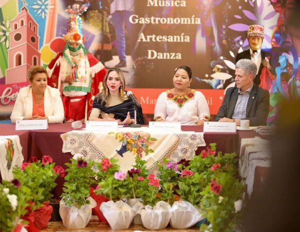 Lista la feria de las Flores en Tingambato