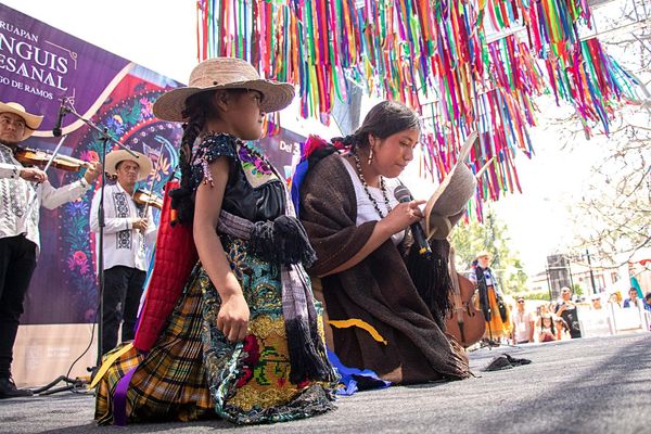 Por primera vez, galardonan a infantes en Concurso de Indumentaria Tradicional