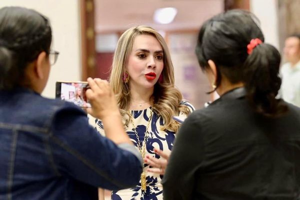 Urge implementar Ley 3 de 3 en Michoacán: Samanta Flores