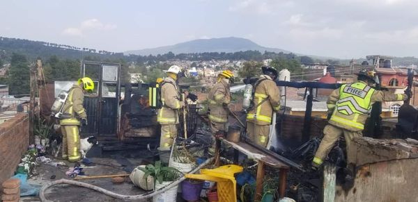 Se incendia casa en Pátzcuaro