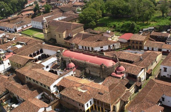 Diez, para diez Pueblos Mágicos michoacanos
