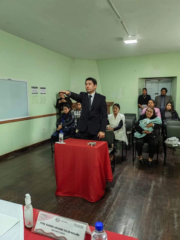 Egresa el primer Licenciado en Derecho de la Universidad Patzcuarense