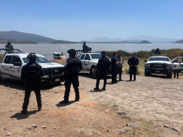 Guardia Civil refuerza vigilancia en lago de Pátzcuaro para inhibir extracción ilegal de agua