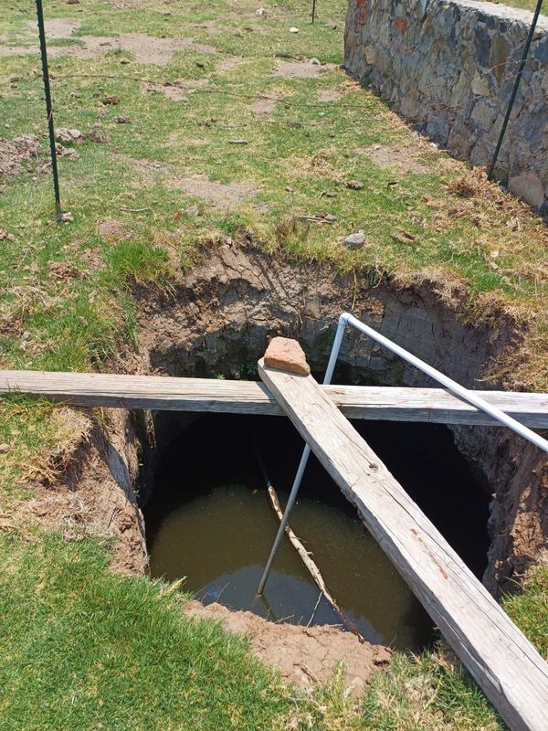 Desactivan otra toma para el huachicoleo de agua en lago de Pátzcuaro