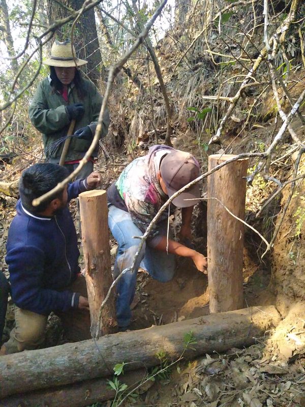 Con obras antiazolve ejidatarios de Erongarícuaro se suman al rescate del lago de Pátzcuaro