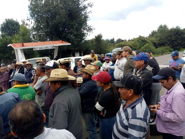 Toma de carreteras es por detención de comunera