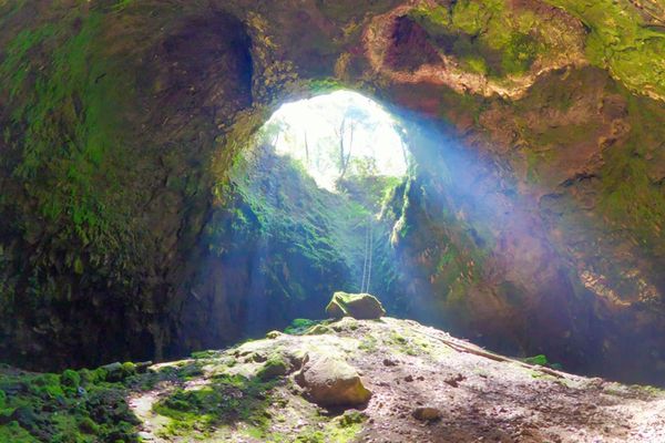 Este verano descubre el misterioso cerro Hueco de Quiroga