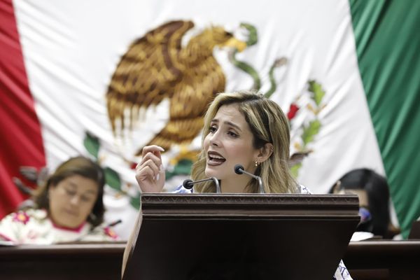 Exhorta Brissa Arroyo a impartir educación de calidad en todos los niveles