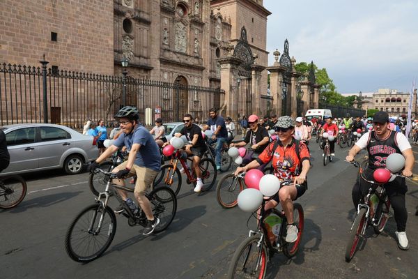 Fomenta IEM participación ciudadana con rodada Bici-Vota
y módulos de promoción del voto
