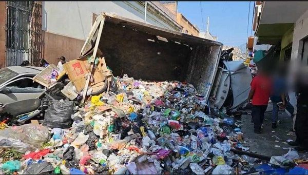 Ayuntamiento de Zitácuaro refrenda apoyo a personas afectadas por percance vehicular