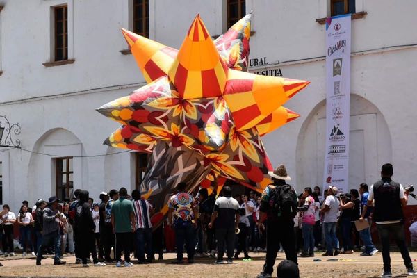 Cuenta regresiva para el vuelo mágico del Cantoya Fest en Pátzcuaro