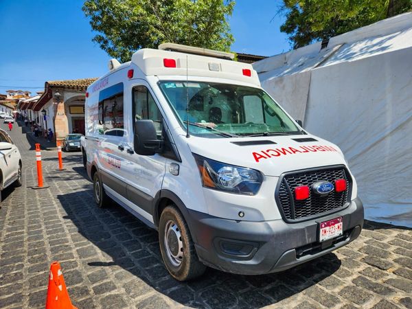 Adultos mayores que fueron narcotizados, les brindaron atención