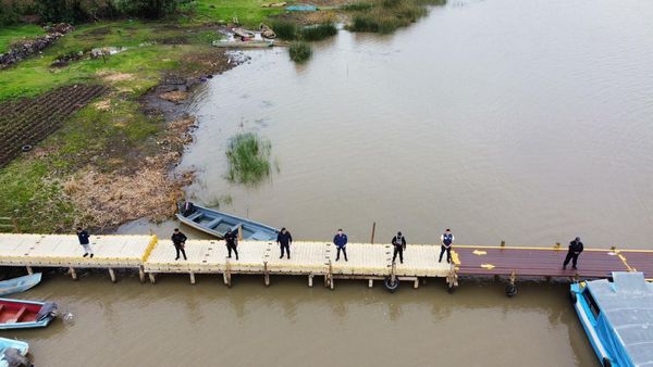 Con drones y lanchas, SSP vigila el lago de Pátzcuaro
