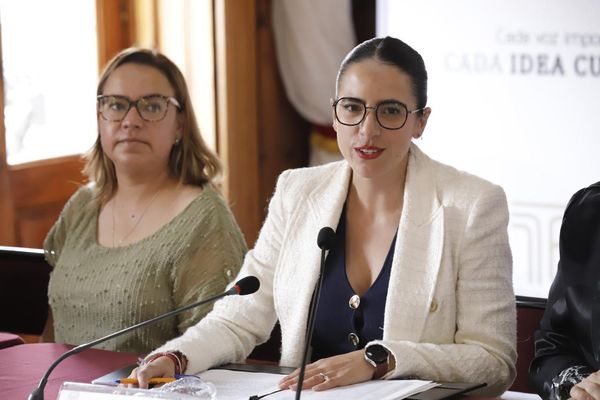 Presidentas de la Mesa Directiva y JUCOPO del Congreso, reciben a las y los Magistrados y Jueces electos