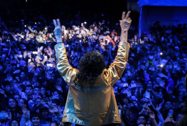 El Tri cierra con broche de oro el Festival Cantoya Fiesta y Color: Sectur