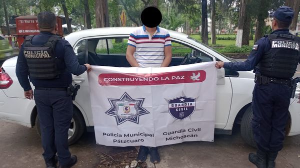 Detenido por manejar a exceso de velocidad con vehículo con reporte de robo
