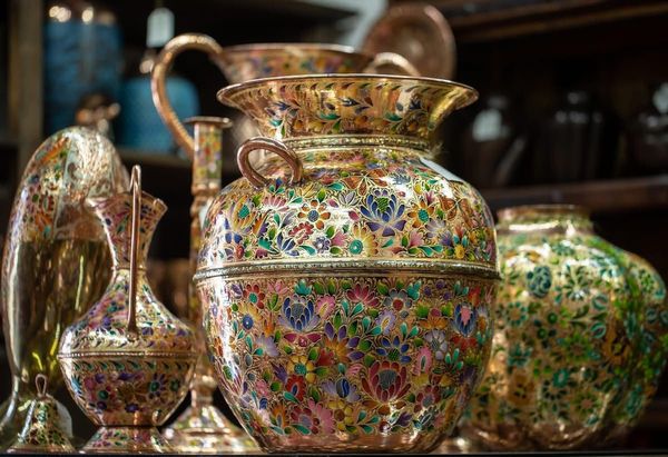 Viaja a Santa Clara del Cobre y maravíllate con su riqueza cultural y artesanal
